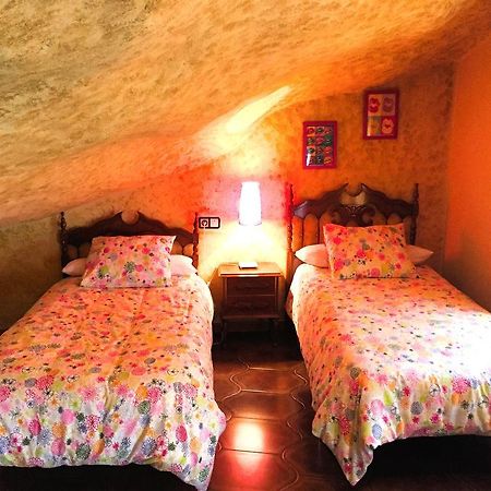 Casa Rural Cuevas Del Sol Setenil De Las Bodegas Exterior foto