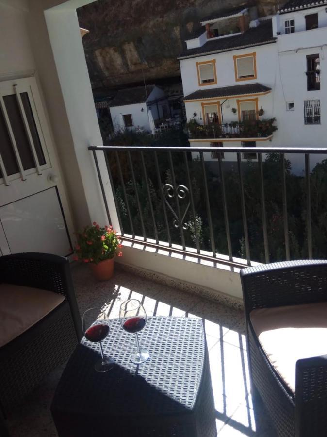 Casa Rural Cuevas Del Sol Setenil De Las Bodegas Exterior foto